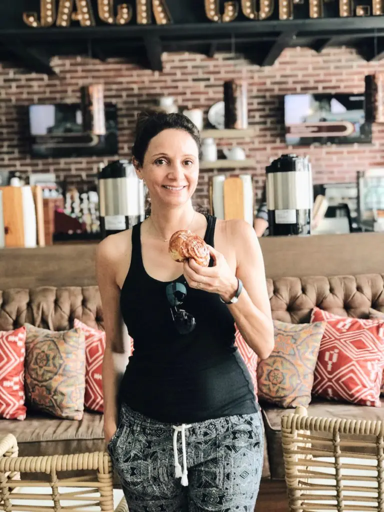 Annette White Eating a Cinnamon Roll | Things to Do at the Panama Jack All Inclusive Resort in Cancun