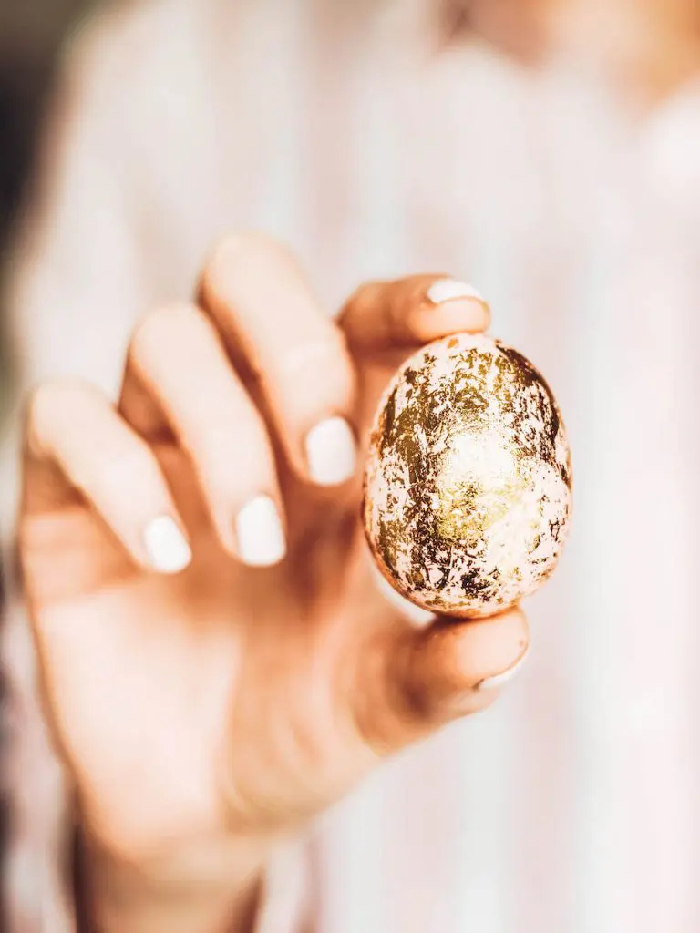 Things to do on Easter: Decorate Easter Eggs