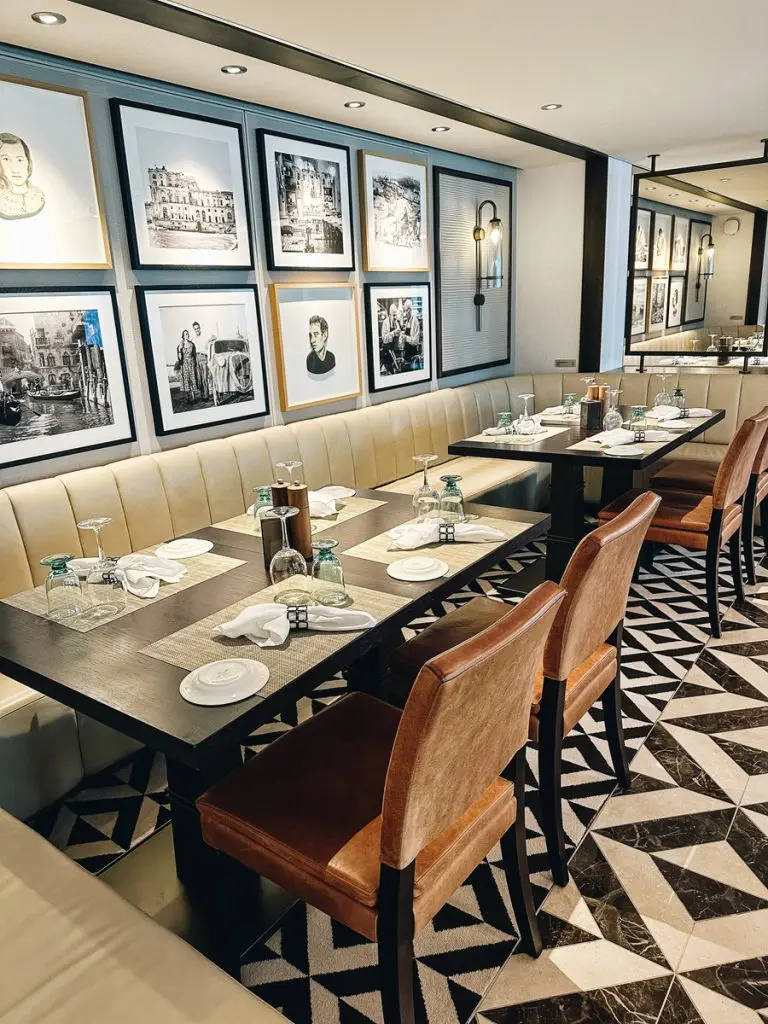 Manfredi_s Interior