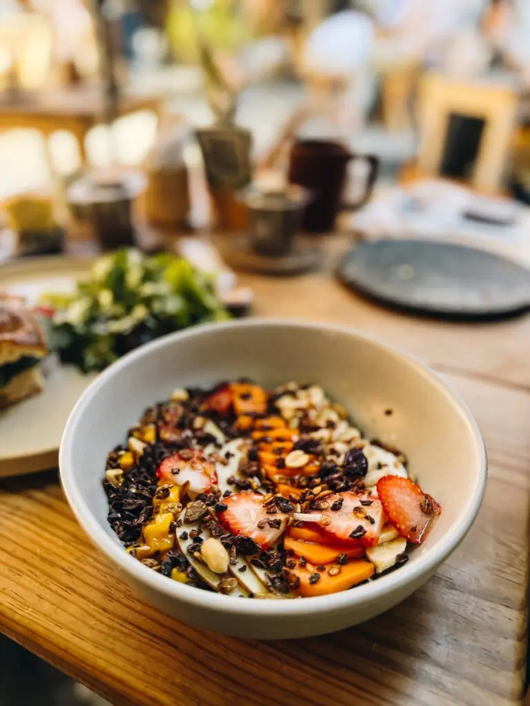 Pan Con Madre Yogurt Bowl