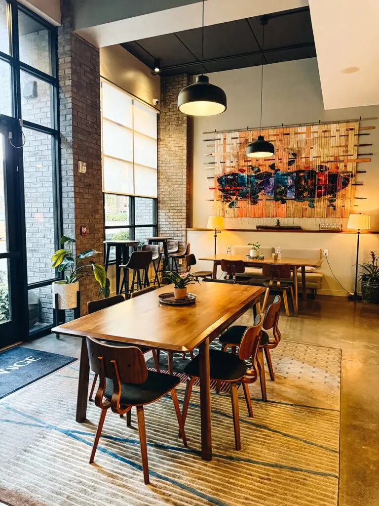 Kinley Chattanooga Cafe