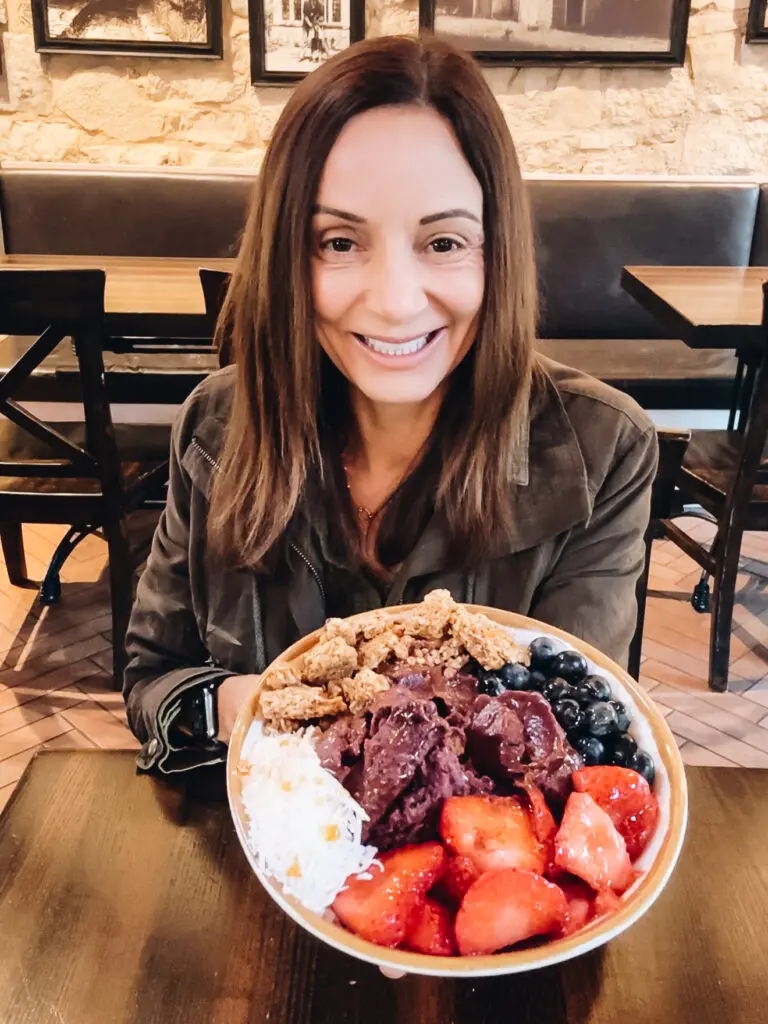 Truman Cafe Custard Acai Annette