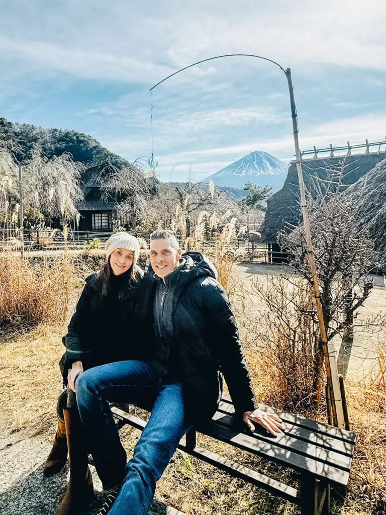 Saiko Iyashinosato Nenba Annette and Peter