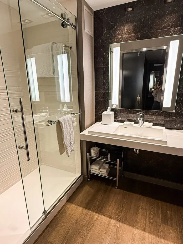 AC Hotel Seattle Bellevue_Downtown Room