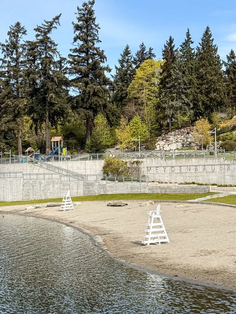 Meydenbauer Bay Park Bellevue