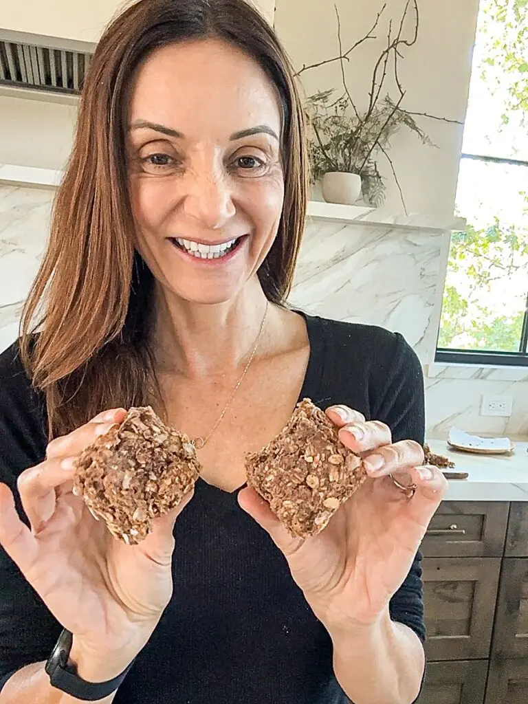 Annette Coconut and Sesame Seed Protein Bars