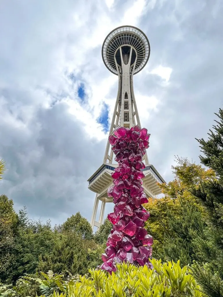 Chihuly Garden And Glass Space Needle