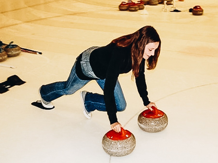 Annette curling