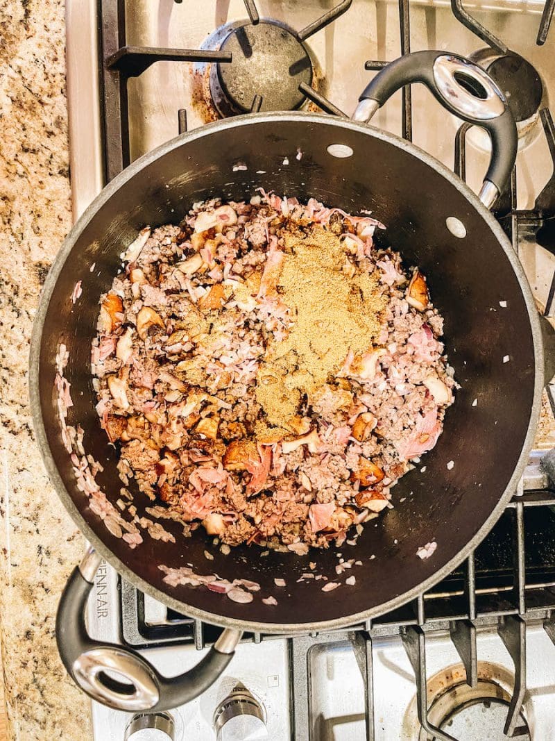 BestEver Homemade Beef & Mushroom Chili Recipe