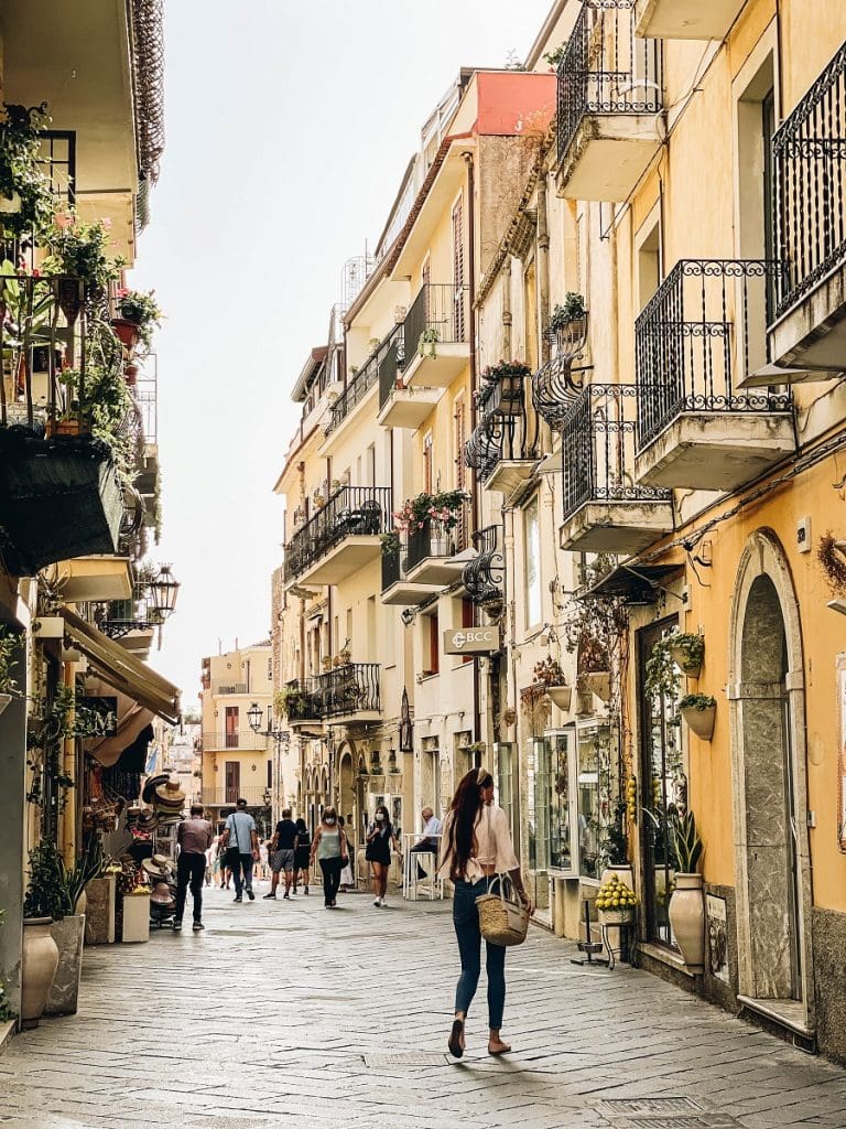 Shop Corso Umberto in Taormina Sicily