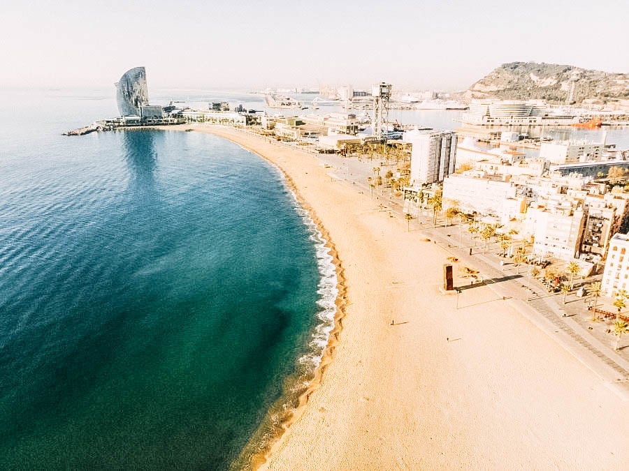 Sunbathe in La Barceloneta