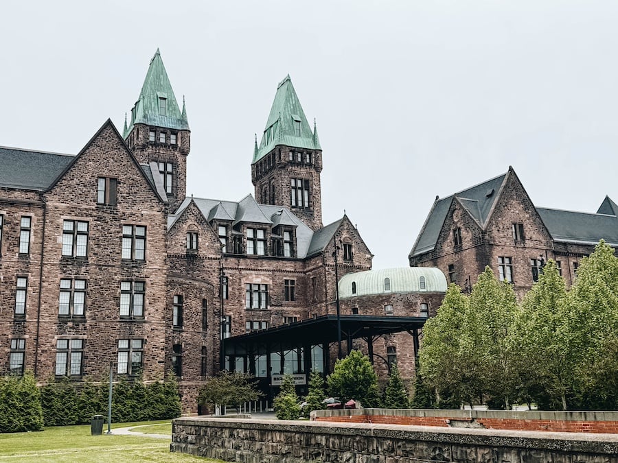 Buffalo New York Richardson Hotel in Buffalo New York