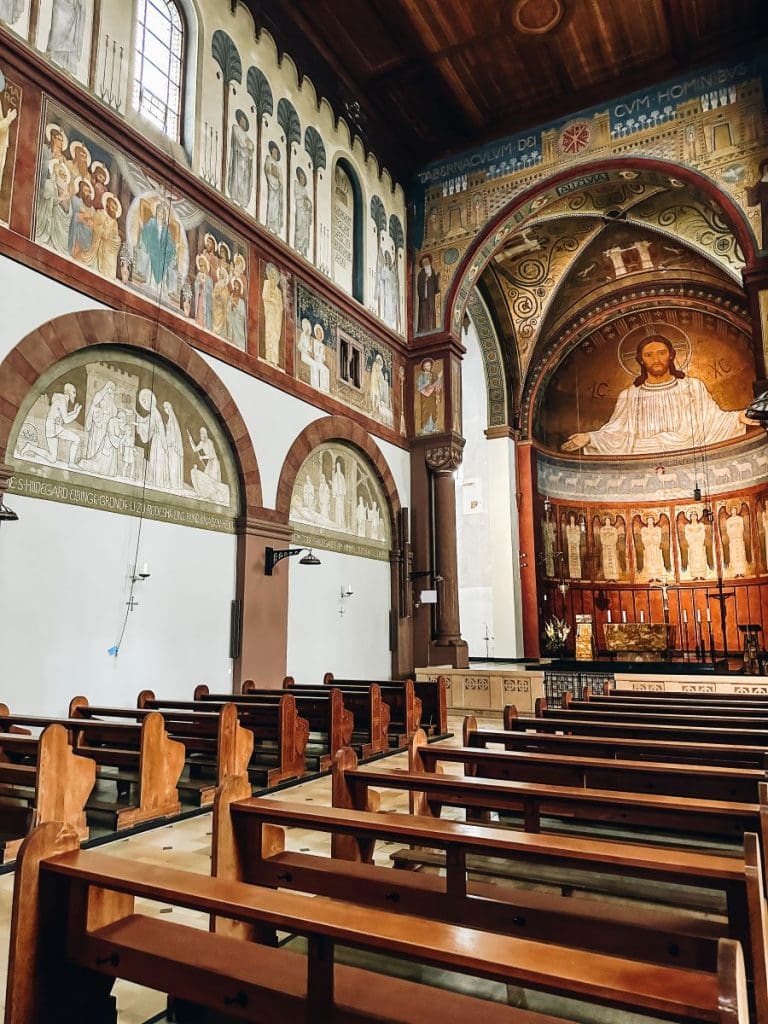 Hildegard Abbey Inside