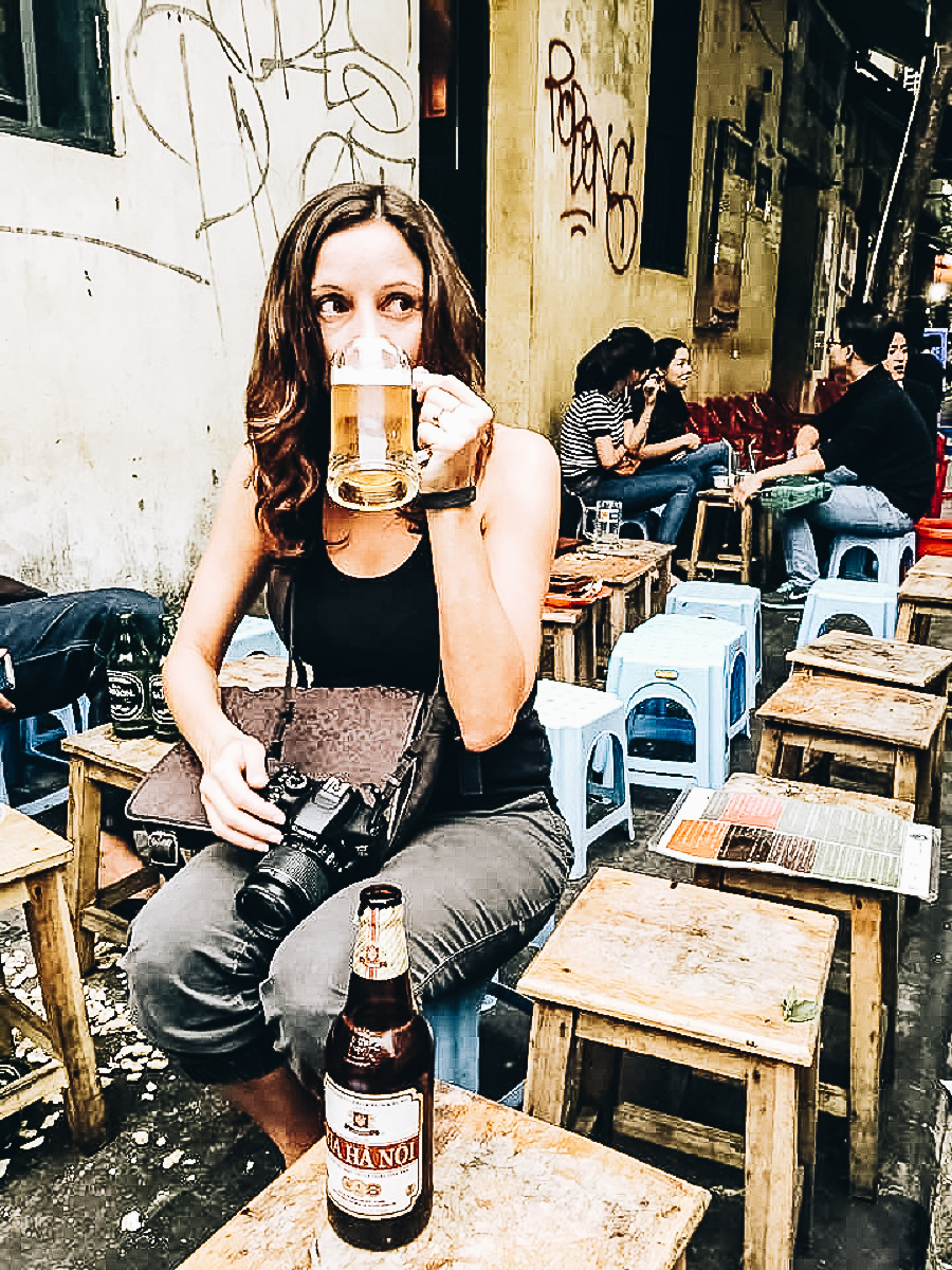 Bia-Hoi-Beer-Vietnam-Annette