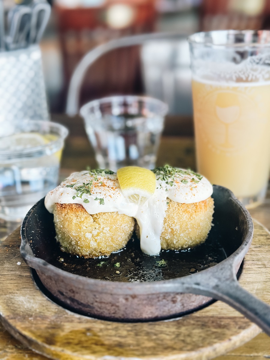 Gourmet Au Bay Crab Cakes